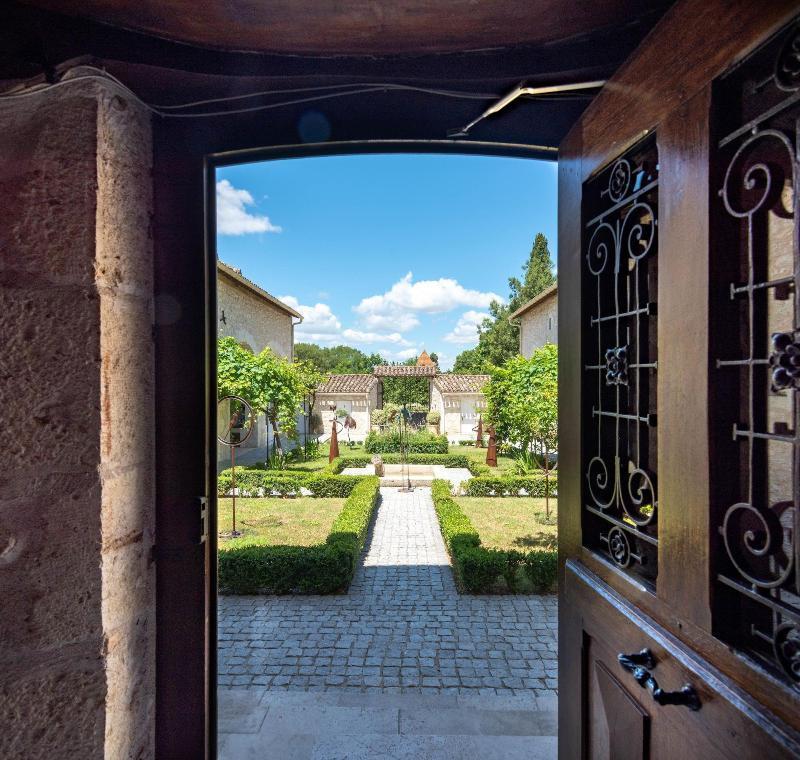 Chateau De L'Hoste Saint-Beauzeil Kültér fotó